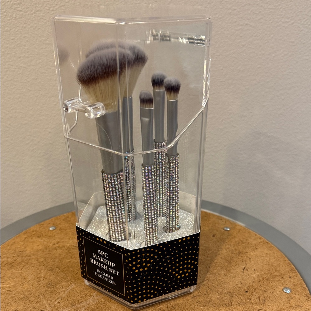 Glamour Makeup Brush Set with Silver Handles